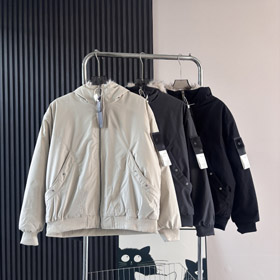 Stone Island warm hooded bomber jacket with fur collar-5188